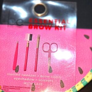 Essential Brow Kit with Case NWOT